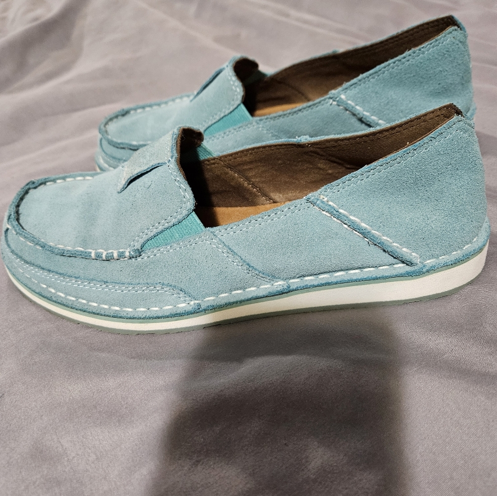 Ariat slip on shoes